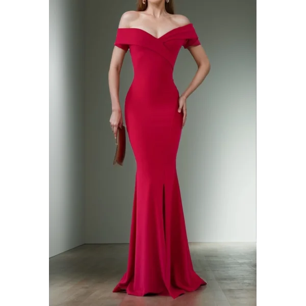 Kadın Dalgıç Kumaş Kayık Yaka Ve Dekolte Detaylı Elbise