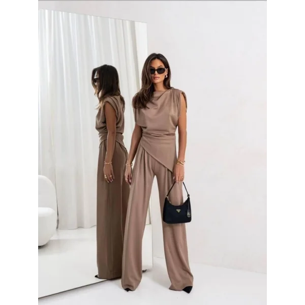 Kadın Dalgıç Kumaş Sıfır Kol Bluz Ve Bol Kesim Pantolon Ikili Takım