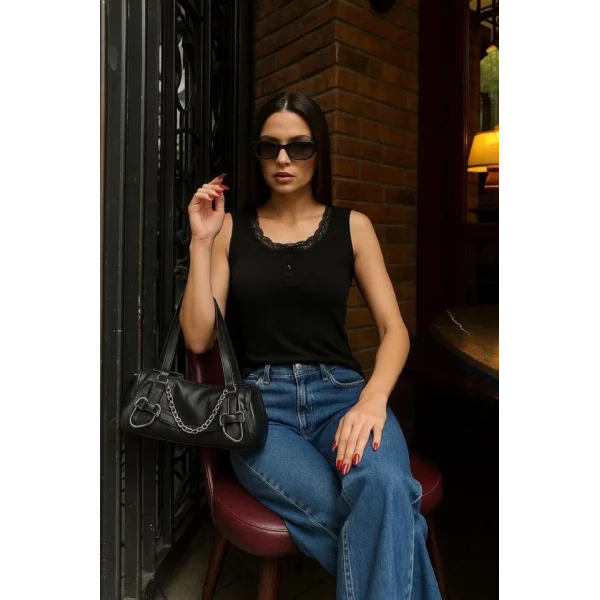 Kadın Dantel Detaylı Düğmeli Bluz