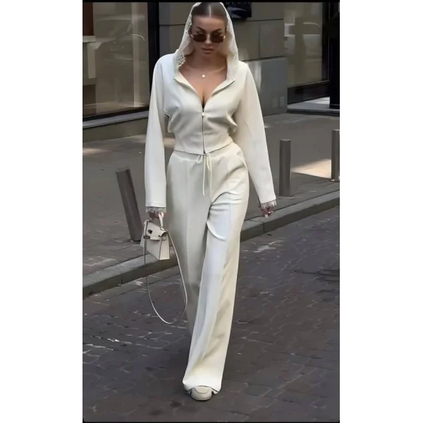 Kadın Dantel Işlemeli Kapüşon Detay Hırka Ve Ispanyol Paça Pantolon Ikili Takım