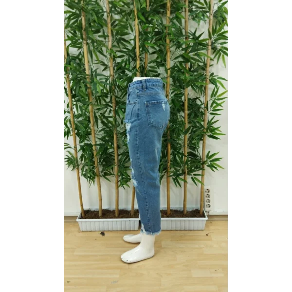 Kadın Dar Kesim Cepli önden Yırtık Desenli Denim Pantolon