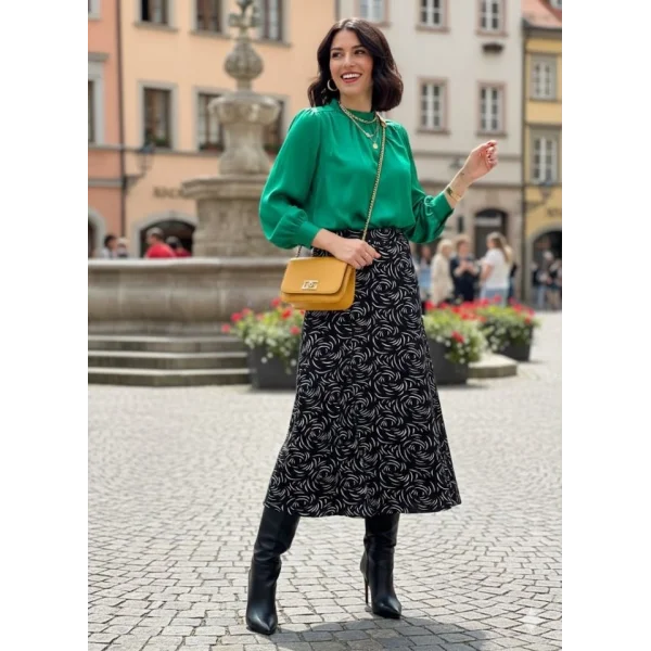 Kadın Desen Baskılı Karin Kumaş Etek