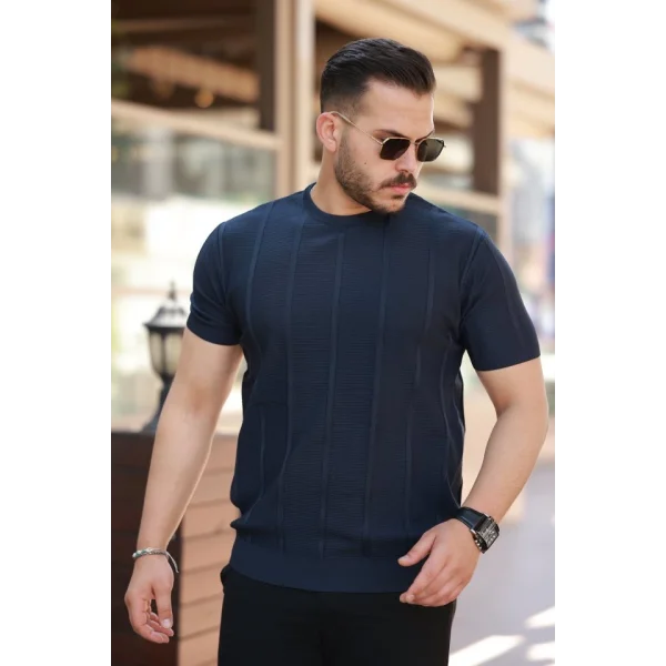 Kadın Desenli çizgi Kabartmalı Kısa Kollu Tişört