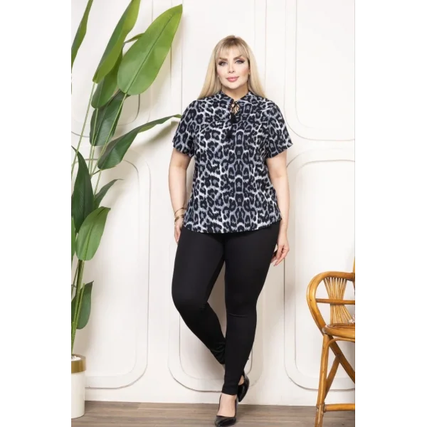 Kadın Desenli Püsküllü Viskon Bluz Bebe Yaka Kısa Kollu Big Size Rahat Kesim - Desenli