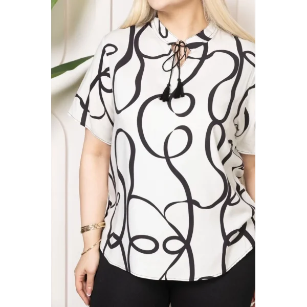 Kadın Desenli Püsküllü Viskon Bluz Bebe Yaka Kısa Kollu Big Size Rahat Kesim - Desenli