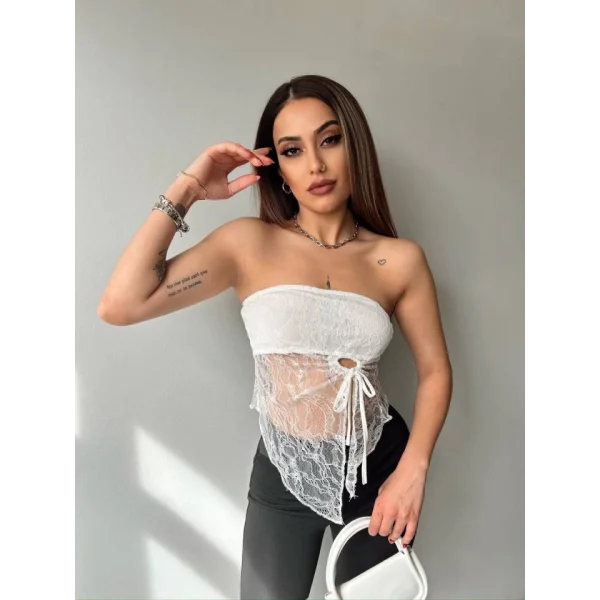 Kadın Göğüs Ve Sırt Dekolteli Transparan Dantel Detay Bluz