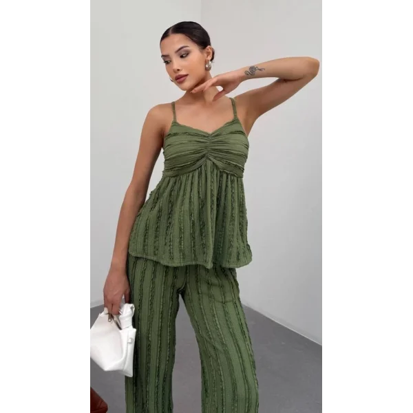 Kadın Haki Dokulu Askılı Üst Ve Bol Paça Pantolon 2’li Takım