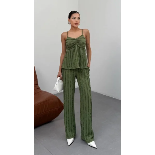 Kadın Haki Dokulu Askılı Üst Ve Bol Paça Pantolon 2’li Takım