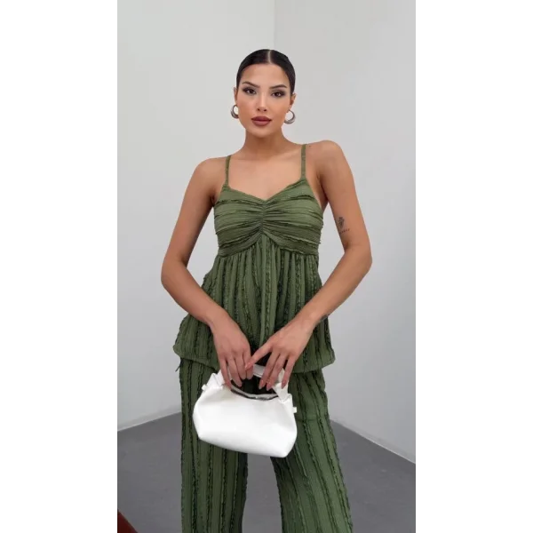 Kadın Haki Dokulu Askılı Üst Ve Bol Paça Pantolon 2’li Takım