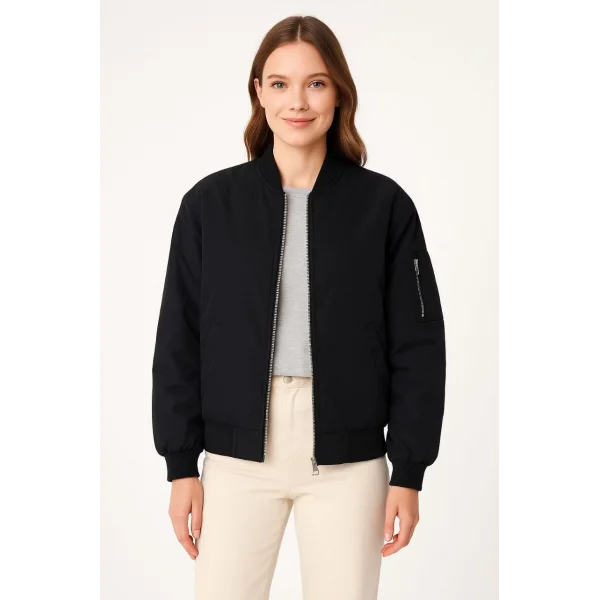 Kadın Bomber Mont Ceket – Fermuarlı, Kapitone İçi Astarlı, Su İtici Kumaş, Regular Fit, Yandan Cepli, Günlük Bahar & Kış Şık Rahat Stil - Siyah