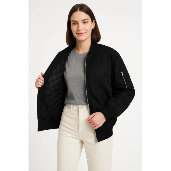 Kadın Bomber Mont Ceket – Fermuarlı, Kapitone İçi Astarlı, Su İtici Kumaş, Regular Fit, Yandan Cepli, Günlük Bahar & Kış Şık Rahat Stil - Siyah