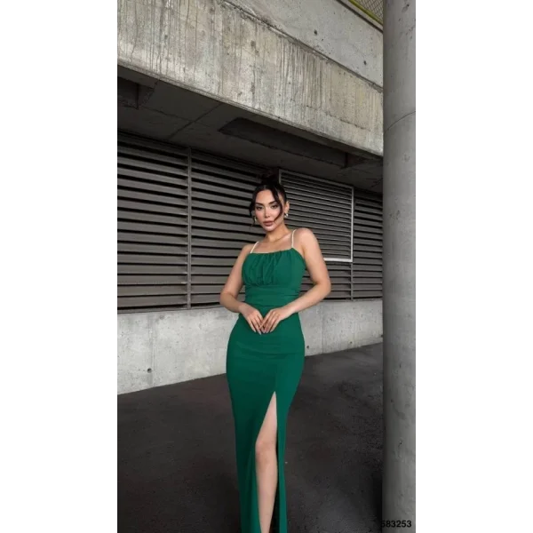 Kadın Ip Askılı Gipe Detay Maxi Boy Yırmaçlı Elbise