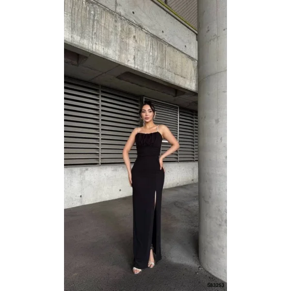 Kadın Ip Askılı Gipe Detay Maxi Boy Yırmaçlı Elbise