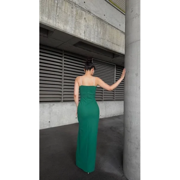 Kadın Ip Askılı Gipe Detay Maxi Boy Yırmaçlı Elbise