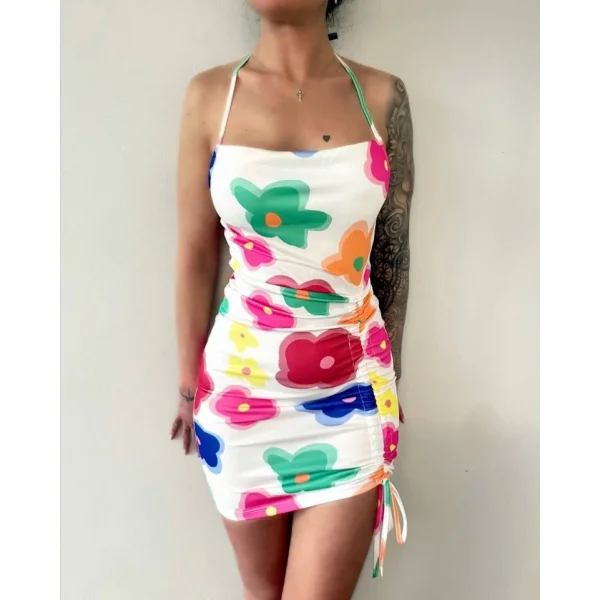 Kadın ırt Dekolteli Asansör Büzgü Detay ini Elbise