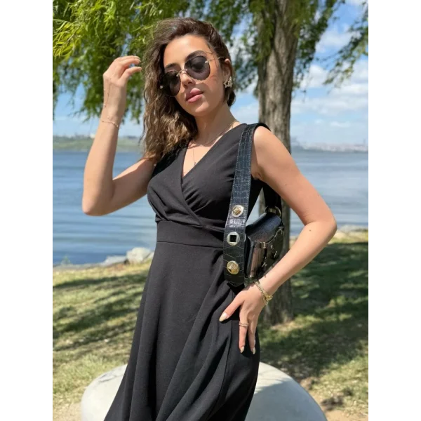 Kadın Ithal Krep Kumaş Kruvaze Yaka Eteği Kloş Kolsuz Mini Elbise