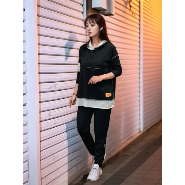 Kadın iyah Kapşonlu Etek Ucu Detay Arma Ters Dikiş Gorunumlu Ikili Takım