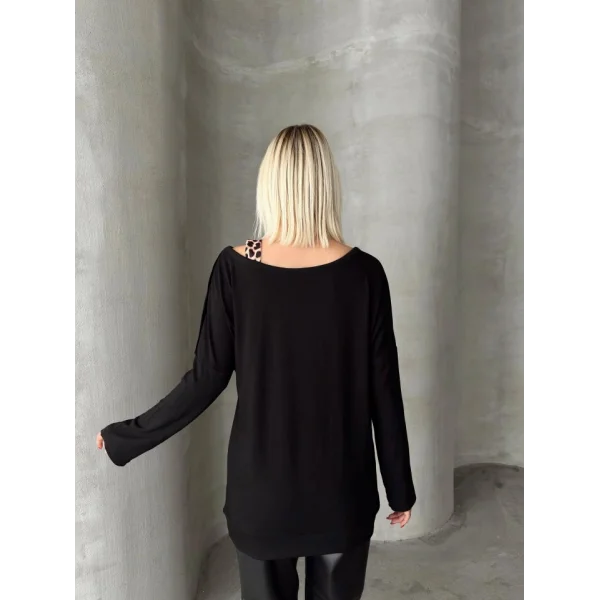 Kadın Kadife Kumaş Leopar Desenli Omuz Detay Uzun Kollu Bluz