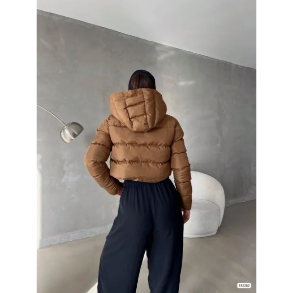 Kadın Kapüşon Detay Kısa şişme Mont