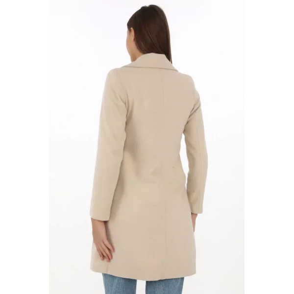 Kadın Kaşe Kaban – Siyah Yünlü Dokuma, Kruvaze Yaka, Astarlı, Cepli, Kuşaklı Uzun Boy Tesettür Uyumlu Kışlık Şık Kaban - Bej