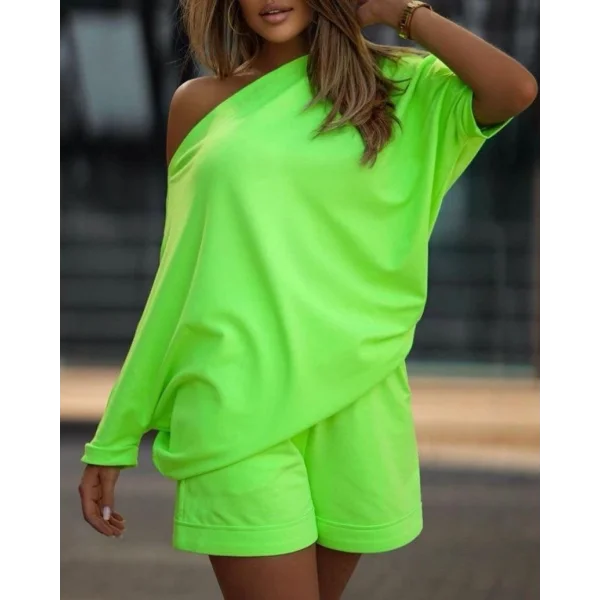 Kadın Kayık Yaka Oversize Asimetrik Bluz Ve şort Iki Iplik Takım