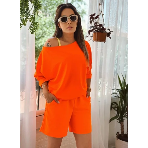 Kadın Kayık Yaka Oversize Asimetrik Bluz Ve şort Iki Iplik Takım