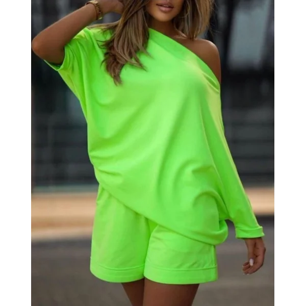 Kadın Kayık Yaka Salaş Iki Iplik Bluz Ve şort Ikili Takım