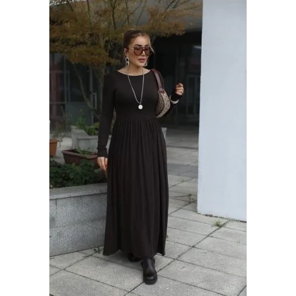 Kadın Kayık Yaka Sırt Dekoltesi Ve Yırtmaç Detay Maxi Boy Elbise