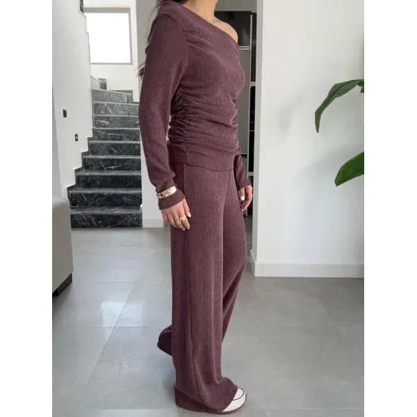 Kadın Kayık Yaka Yanı Büzgülü Omuz Dekolteli Bluz Ve  alaş Ispanyol Paça Pantolon Ikili Takım