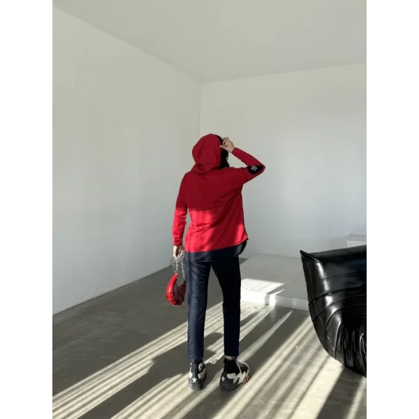 Kadın Kırmızı Kapşonlu Etek Ucu Detay Arma Ters Dikiş Gorunumlu Ikili Takım