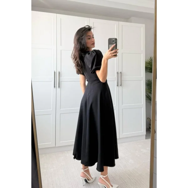 Kadın Kısa Balon Kollu Bisiklet Yaka Geniş Kesim Janjan Krep Elbise