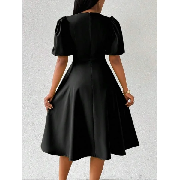 Kadın Kısa Balon Kollu Bisiklet Yaka Kiloş Janjan Krep Elbise