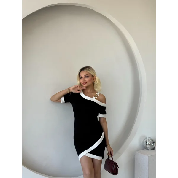 Kadın Kısa Kollu Asimetrik Kesim Yaka şerit Ve Aksesuar Detaylı Modal Elbise