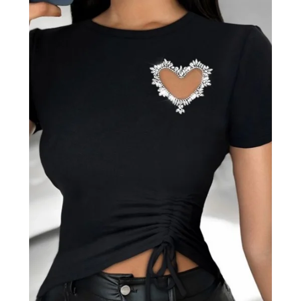 Kadın Kısa Kollu Bisiklet Yaka Kalp Taş Detaylı Viskon Bluz