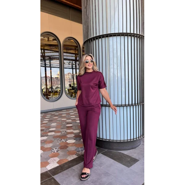 Kadın Kısa Kollu Bisiklet Yaka Omuzdan Düğmeli Viskon Iki Iplik Kısa Bluz Ve Pantolon Ikili Takım