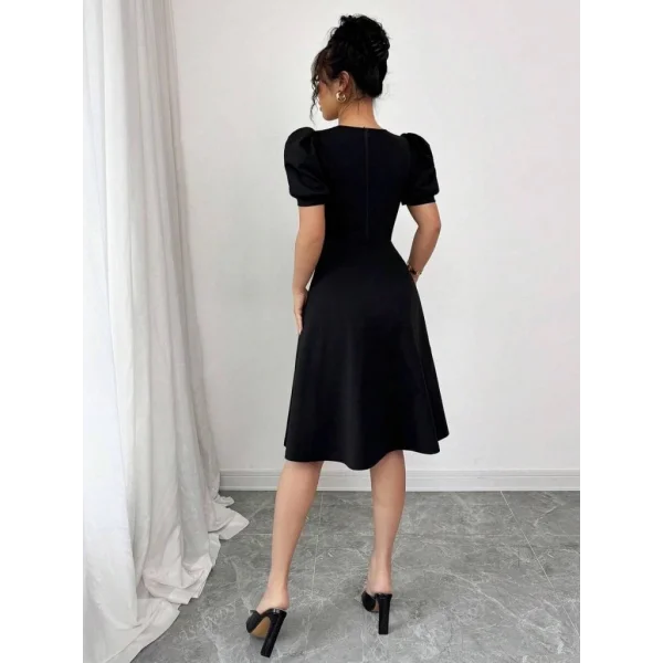 Kadın Kısa Kollu Bisiklet Yaka önden Düğmeli Ithal Krep Elbise