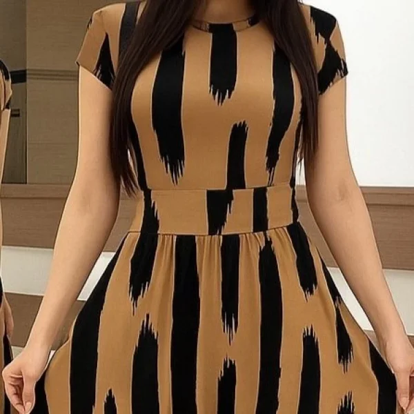 Kadın Kısa Kollu Bisiklet Yaka Puantiyeli Maksi örme Krep Elbise