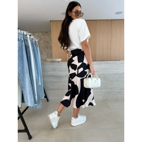 Kadın Kısa Kollu Bisiklet Yaka Viskon Bluz Ve Desenli Süprem Etek Ikili Takım