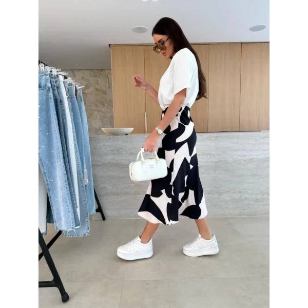 Kadın Kısa Kollu Bisiklet Yaka Viskon Bluz Ve Desenli Süprem Etek Ikili Takım