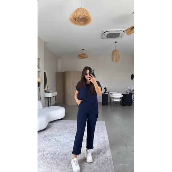 Kadın Kısa Kollu Bluz Ve Bileği Pens Detay Pantolon Ikili Takım