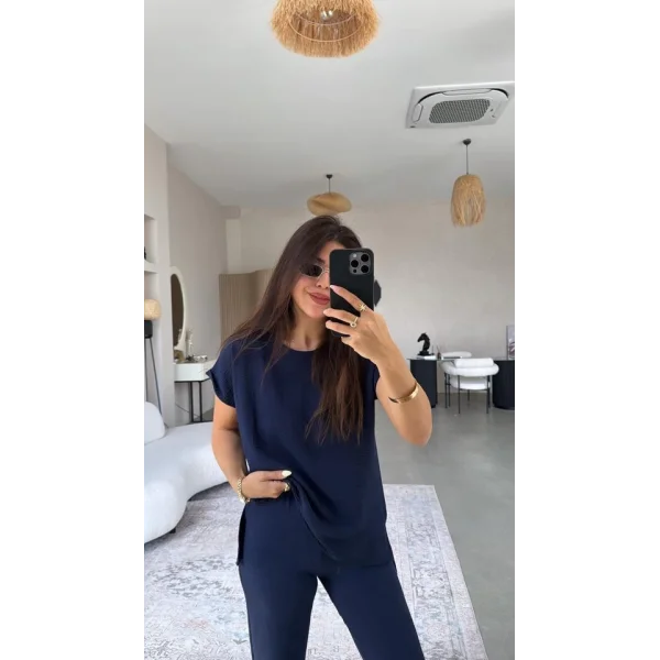 Kadın Kısa Kollu Bluz Ve Bileği Pens Detay Pantolon Ikili Takım