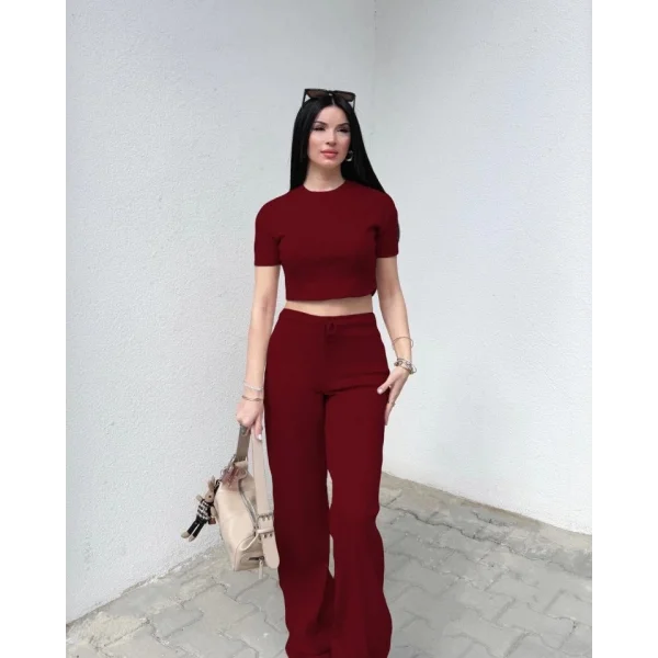 Kadın Kısa Kollu Bluz Ve Yüksek Bel Bol Baça Pantolon Ikili Takım