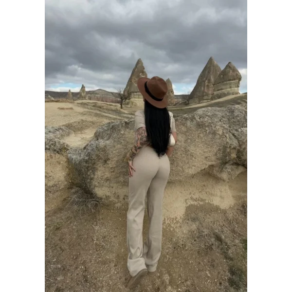 Kadın Kısa Kollu Bluz Ve Yüksek Bel Bol Baça Pantolon Ikili Takım