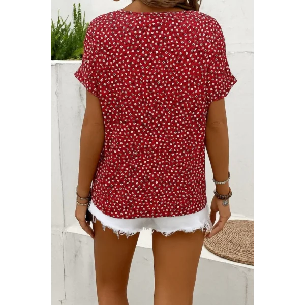 Kadın Kısa Kollu çentikli V Yaka Ve Düğme Detaylı çiçek Desenli Süprem Bluz