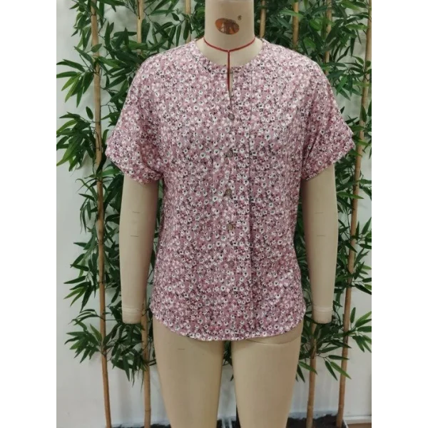 Kadın Kısa Kollu çentikli V Yaka Ve Düğme Detaylı çiçek Desenli Süprem Bluz