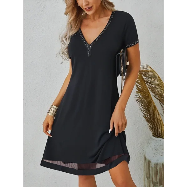 Kadın Kısa Kollu Eteği Tül şeritli Taş Işlemeli V Yaka Viskon Elbise