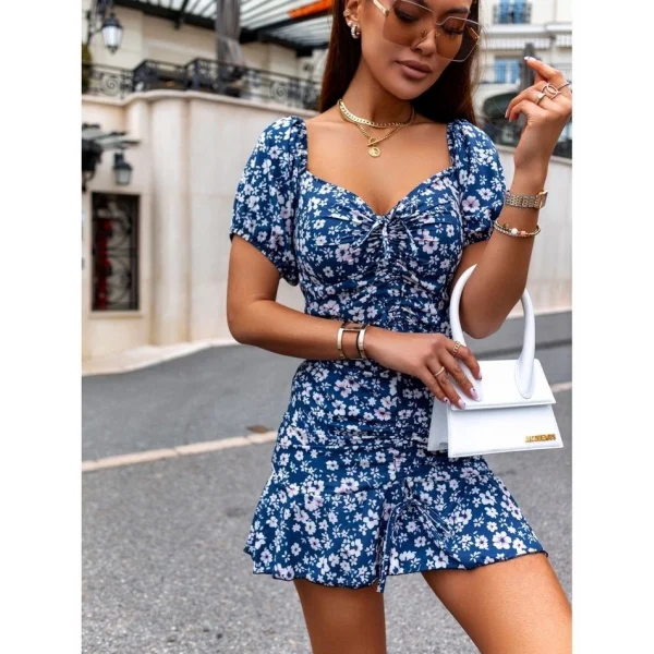 Kadın Kısa Kollu Kalp Yaka çiçek Desenli Krep Elbise