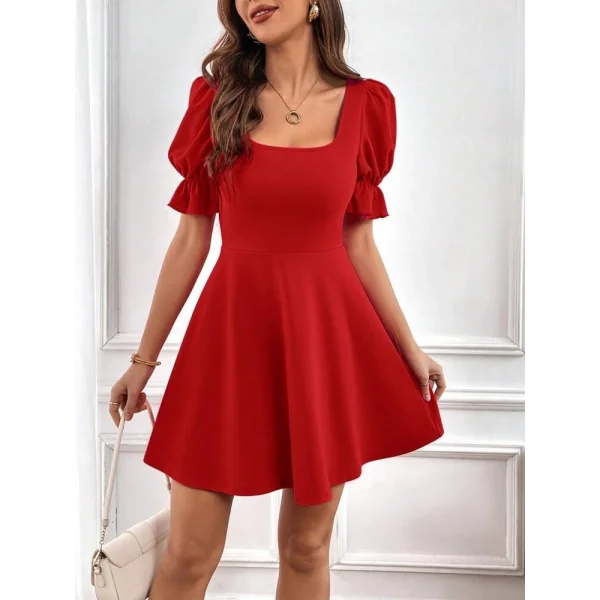 Kadın Kısa Kollu Kare Yakalı Kiloş Ithal Krep Elbise