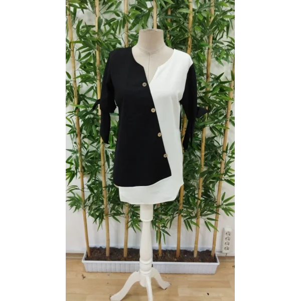 Kadın Kısa Kollu Kollardan Bağlamalı önden Asimetrik Kesim çift Renk Detaylı Düğmeli Ithal Krep Bluz