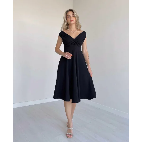 Kadın Kısa Kollu Kruvaze Yaka Eteği Volanlı Krep Elbise